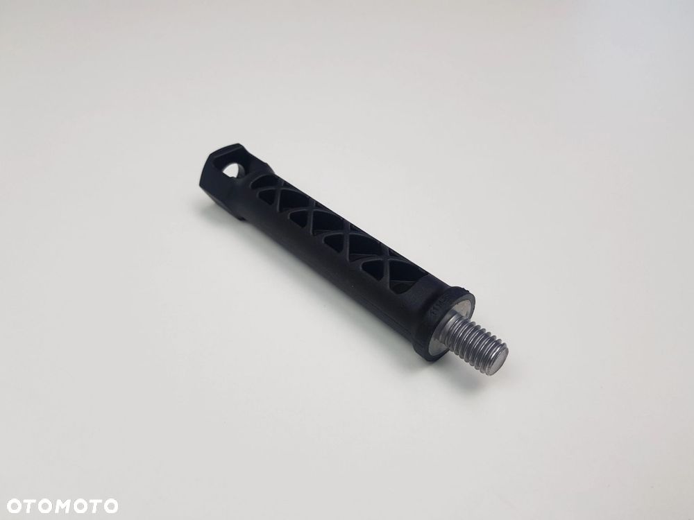 Śruba Dystans osłony akustycznej BMW G20 G30 B47 2.0d 8580379 - 2