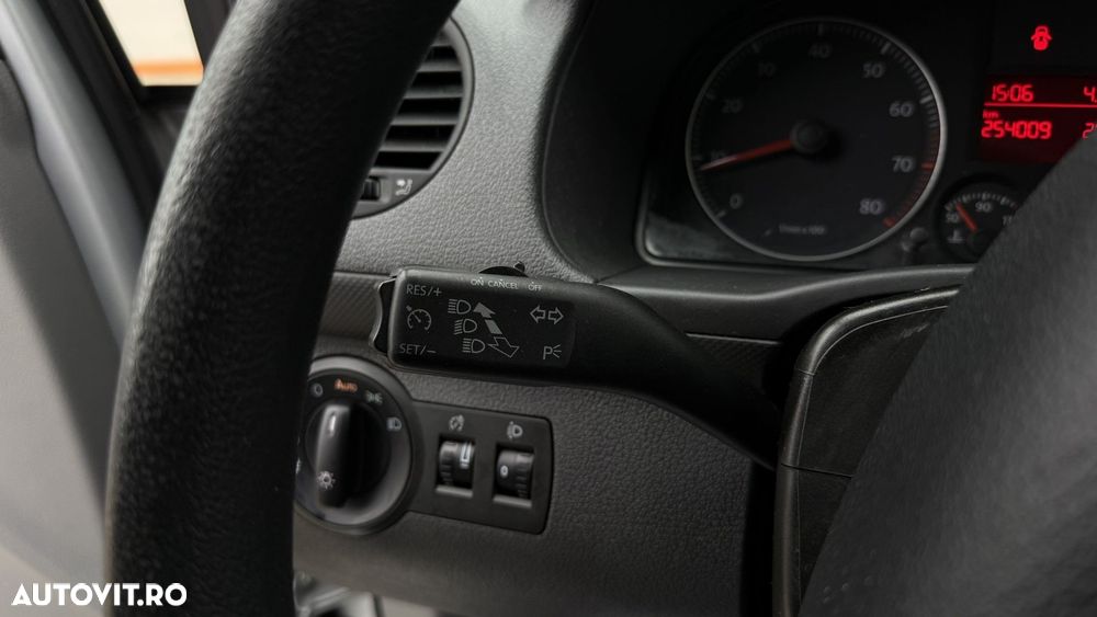 Volkswagen Caddy - 14