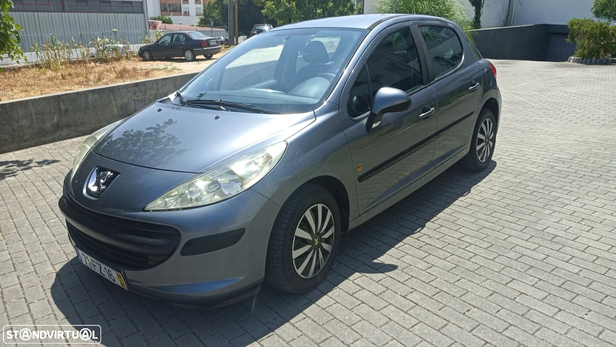 Peugeot 207 1.4 16V Open - 1