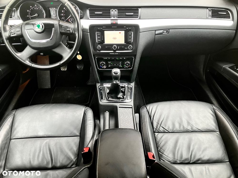 Skoda Superb 1.8 TSI Exclusive - 22