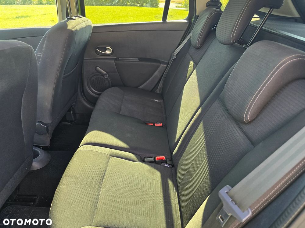 Renault Clio 1.2 TCE Alize - 11