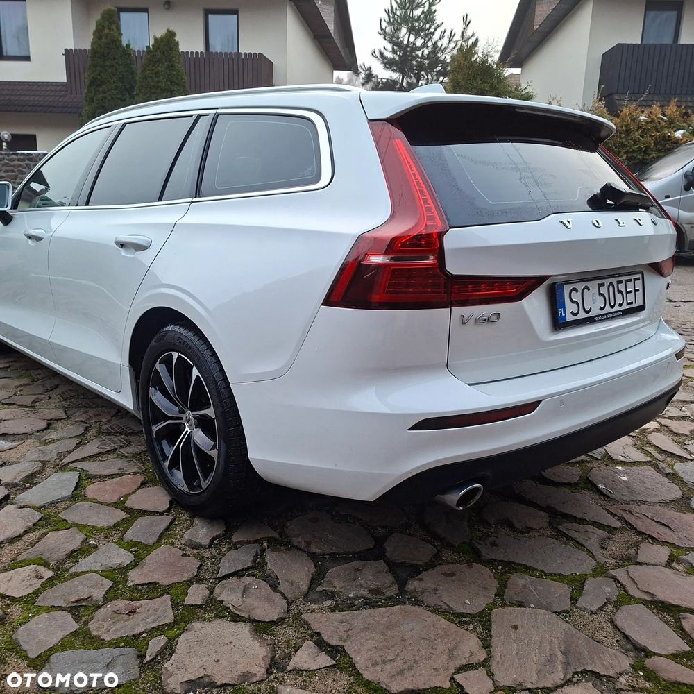 Volvo V60 D4 Geartronic Momentum - 8