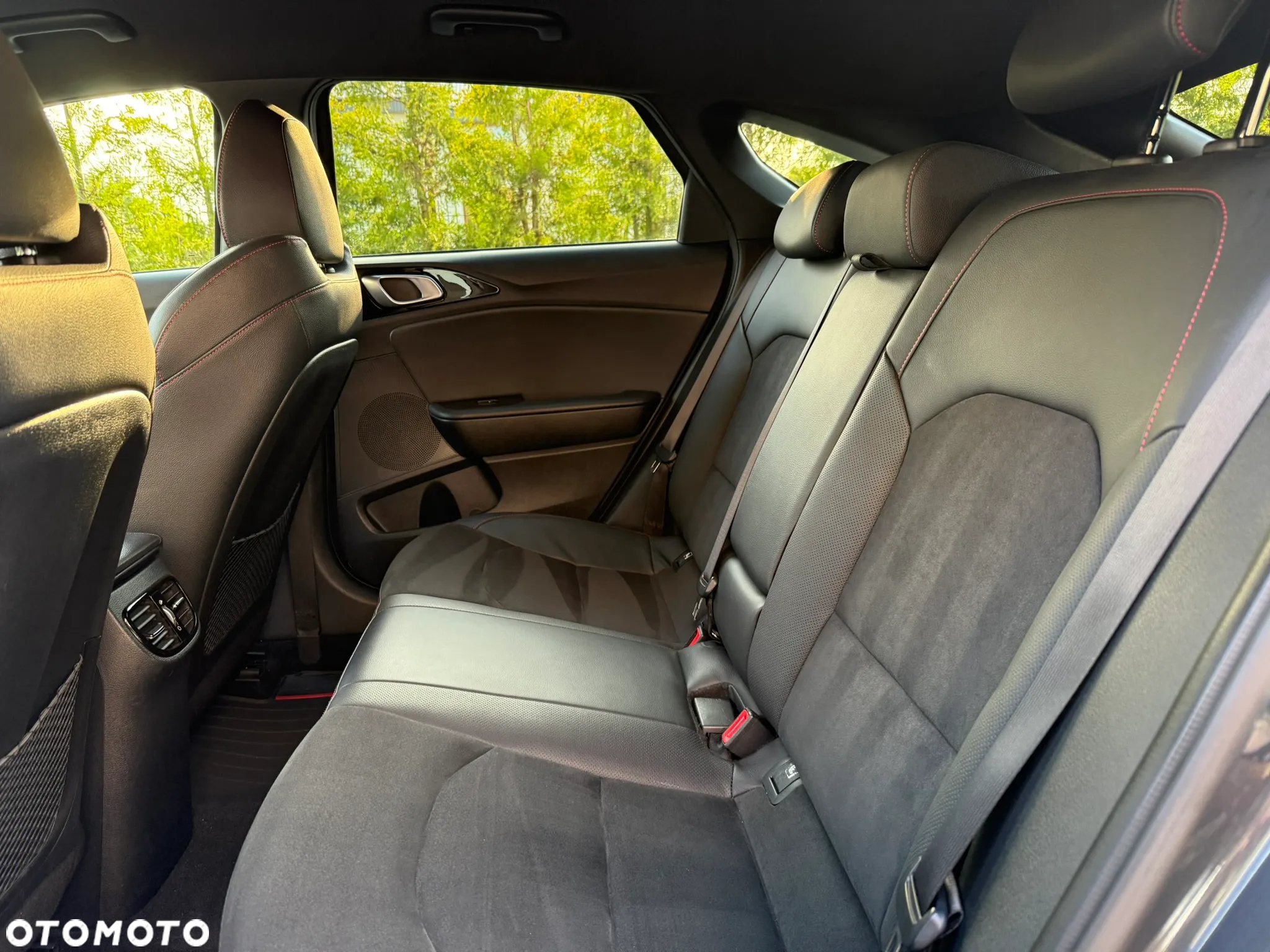 Kia ProCeed 1.6 T-GDI GT DCT - 15