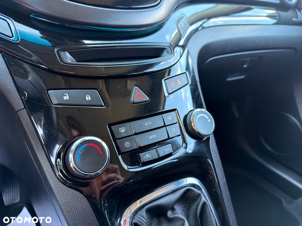 Chevrolet Orlando 1.8 LTZ - 17