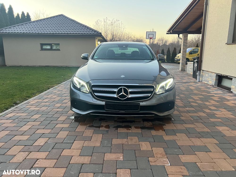 Mercedes-Benz E 220 d 9G-TRONIC Avantgarde - 4