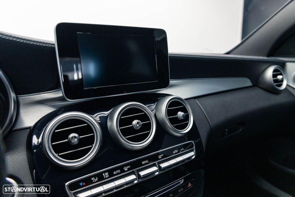 Mercedes-Benz C 180 BlueTEC AMG Line - 30