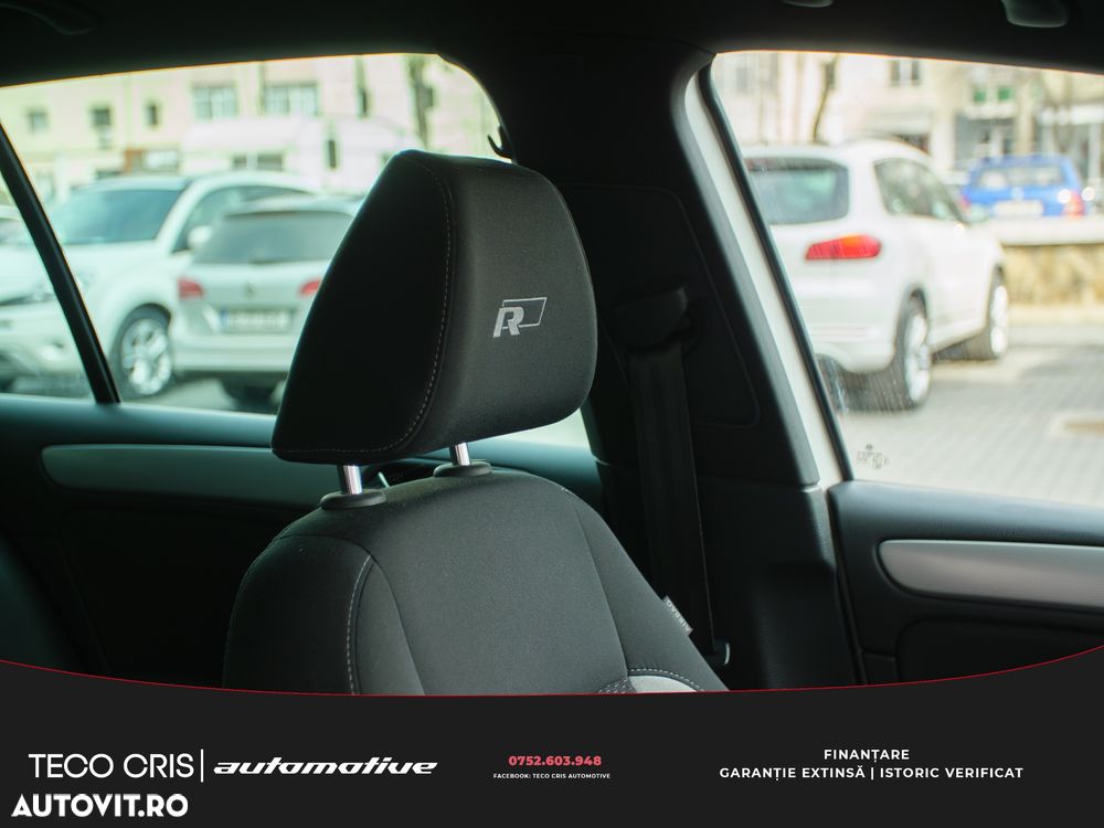 Volkswagen Golf - 10