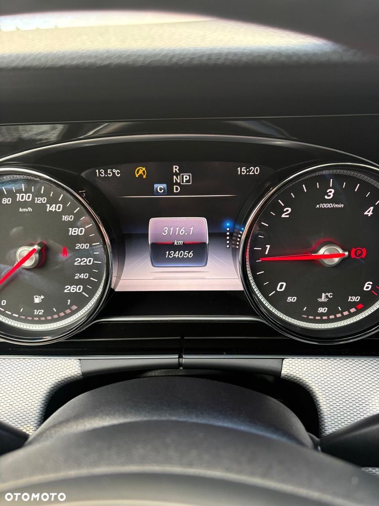 Mercedes-Benz Klasa E 200 d T 9G-TRONIC Avantgarde - 28