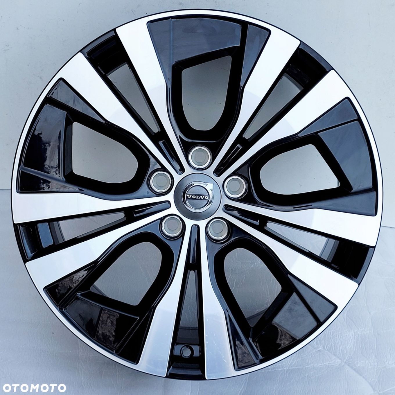 NOWA FELGA VOLVO V90 Cross Country XC60 XC40 OE 32209452 18x7,5 et50,5 ORYG - 1