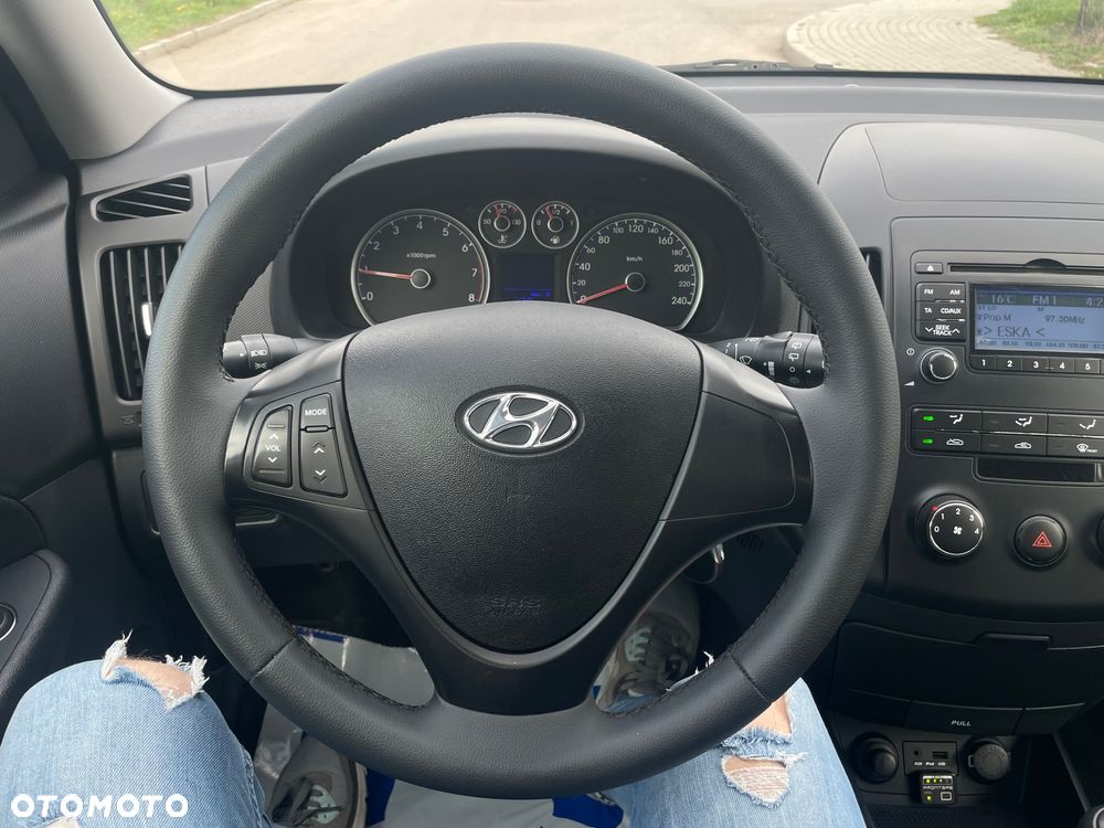 Hyundai i30 1.4 Classic + - 8