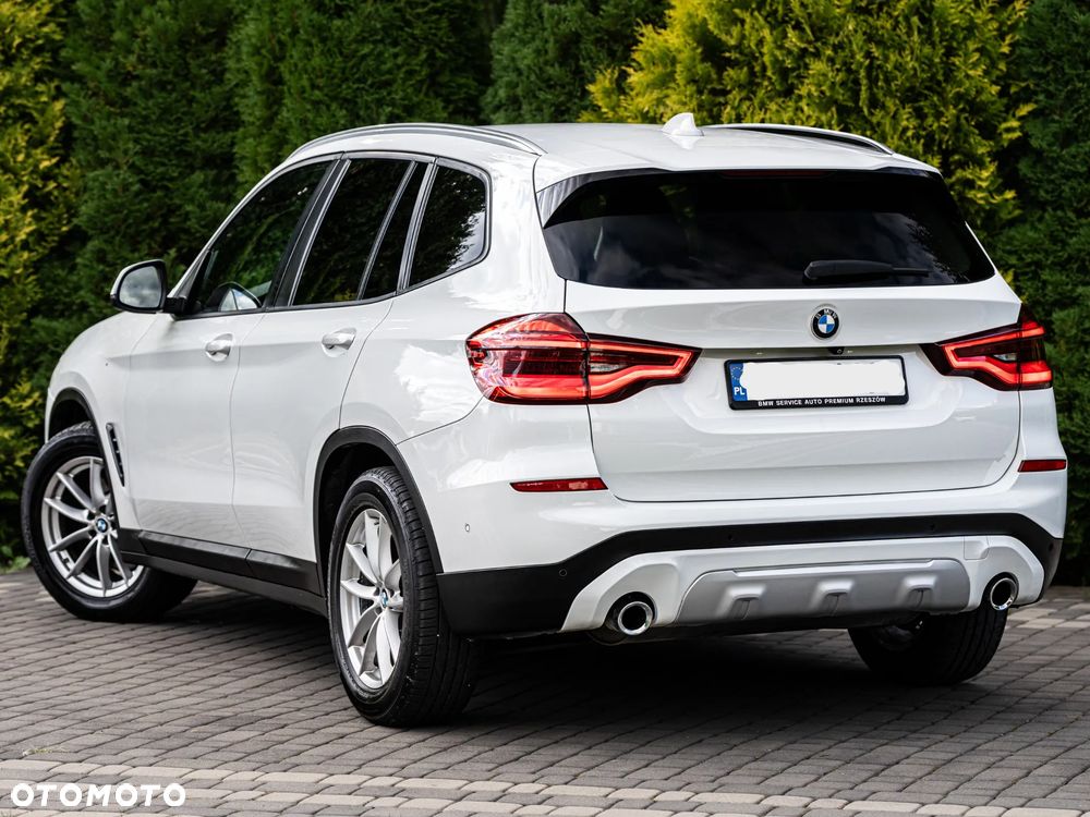 BMW X3 xDrive30i Luxury Line sport - 5