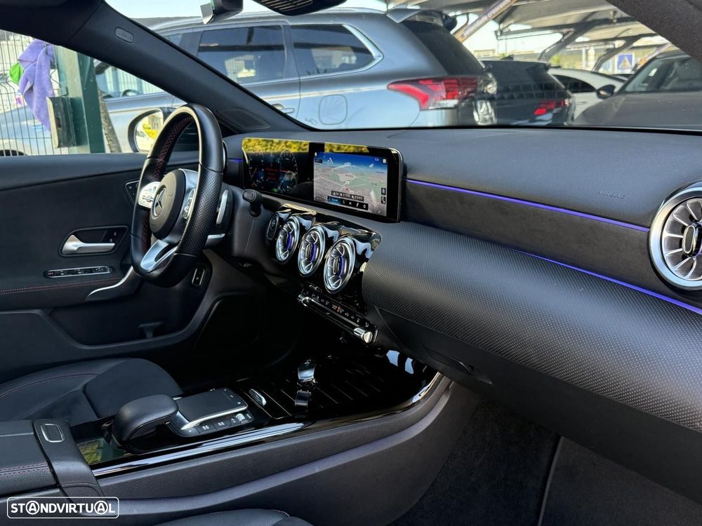 Mercedes-Benz A 250 e AMG Line - 42