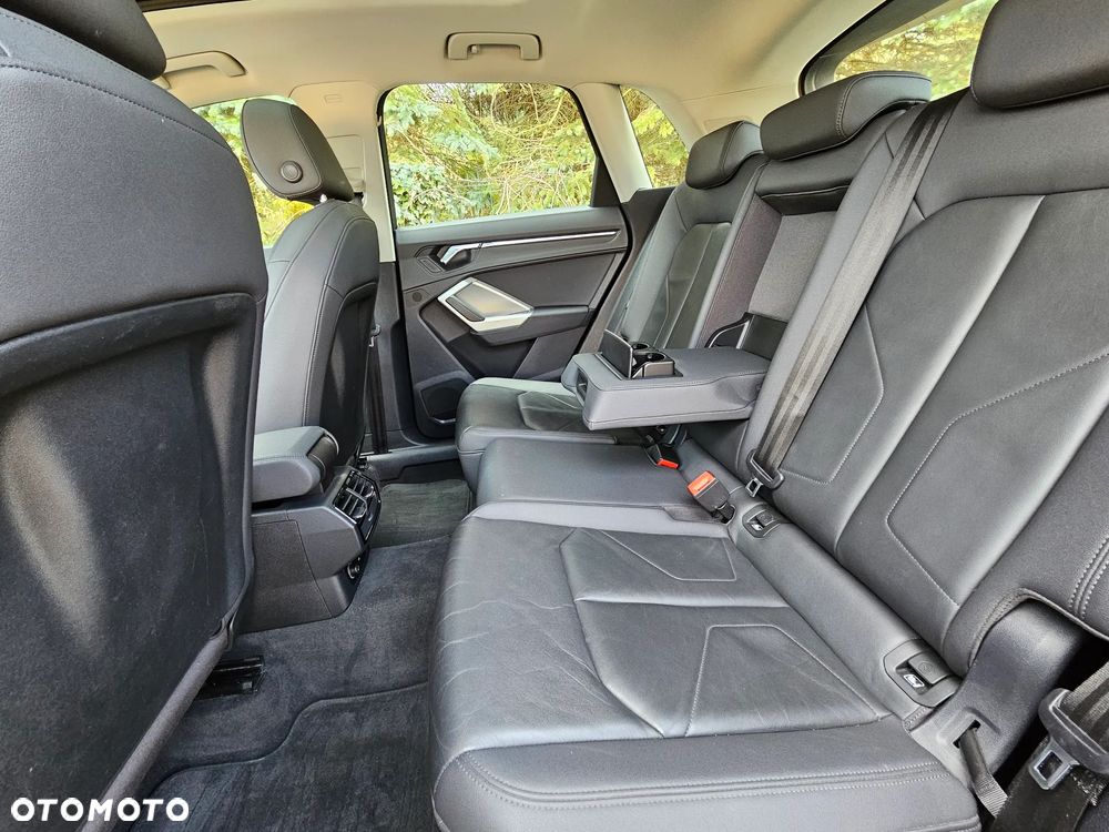 Audi Q3 35 TDI Quattro Advanced - 36