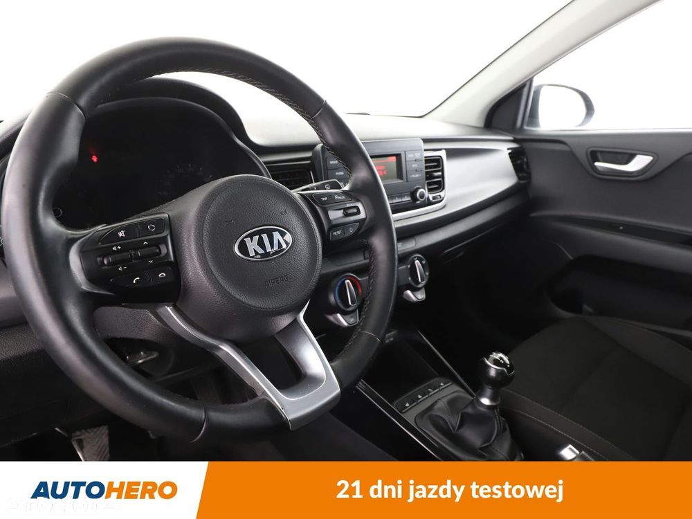 Kia Rio - 11