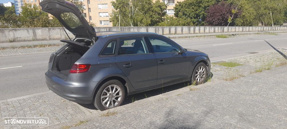 Audi A3 Sportback - 8