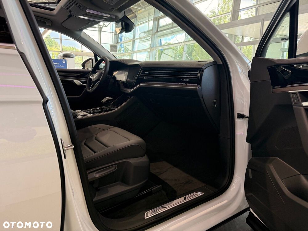 Volkswagen Touareg - 8