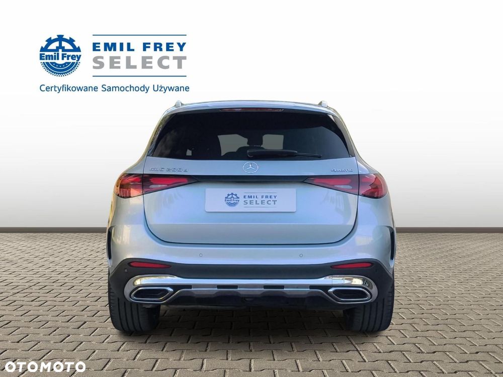 Mercedes-Benz GLC - 4