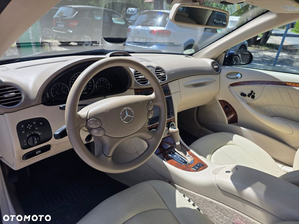Mercedes-Benz CLK 350 7G-TRONIC Avantgarde - 16