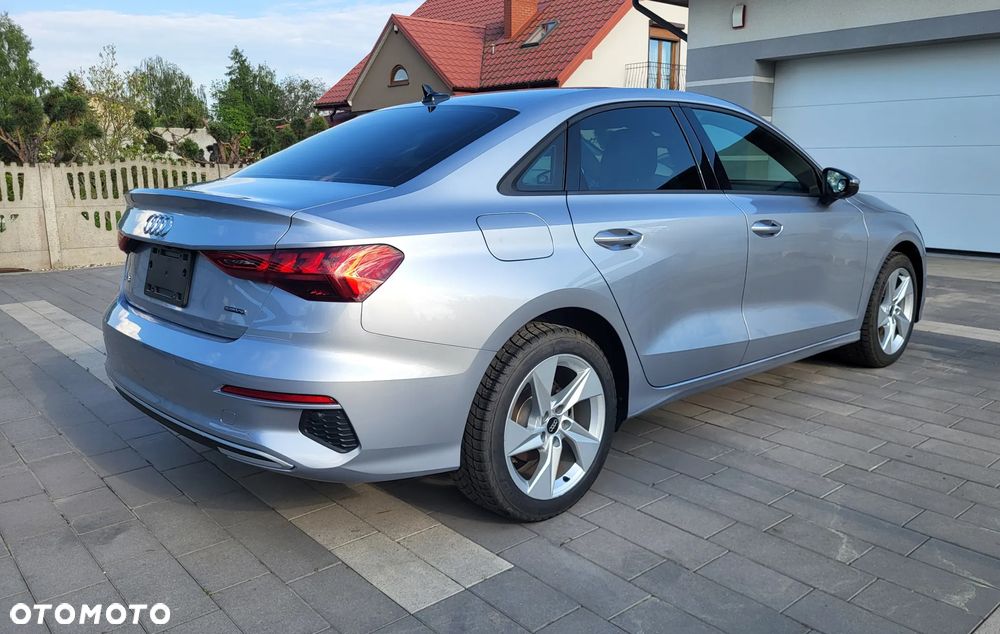 Audi A3 Limousine 40 TFSI quattro S tronic advanced - 5