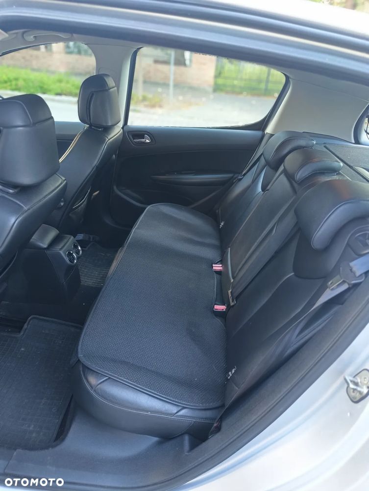 Peugeot 308 1.6 Premium Plus - 5