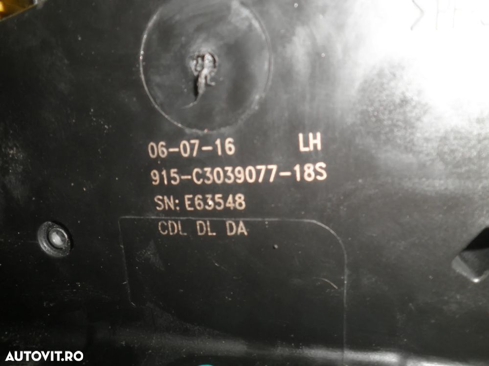 Broasca usa stanga / dreapta spate , dreapta fata Opel Astra K Hatchback 915-C3039077-18S 915C303907718S C3039077 915-C3039078-18S C3039078 13508299 - 3