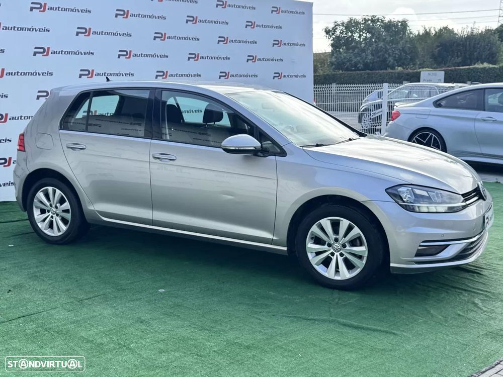 VW Golf 1.6 TDI Confortline - 5