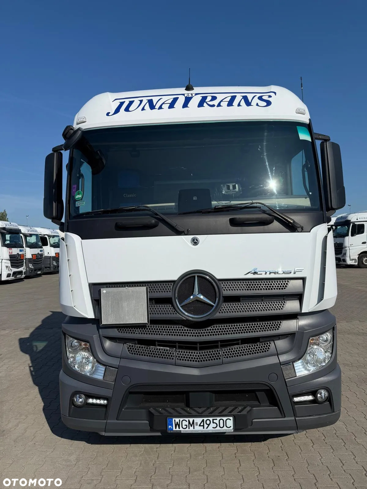 Mercedes-Benz Actros - 3