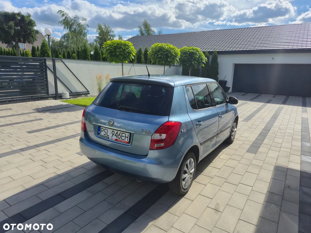 Skoda Fabia 1.2 HTP STYLE EDITION - 5