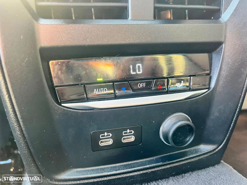 BMW 330 e Pack Desportivo M Auto - 18