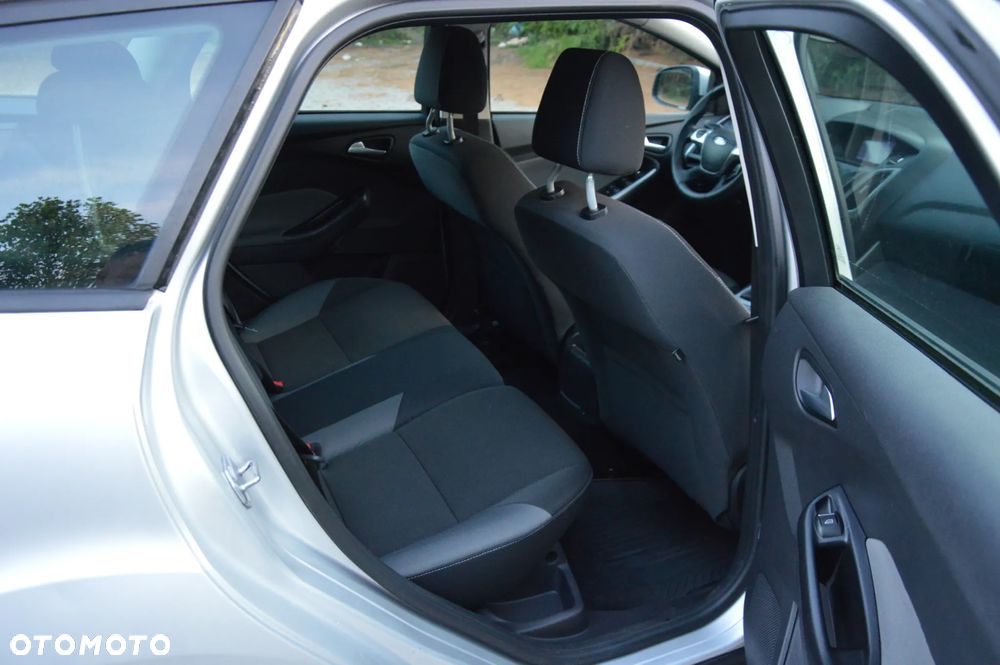 Ford Focus 1.6 TDCi DPF SYNC Edition - 20