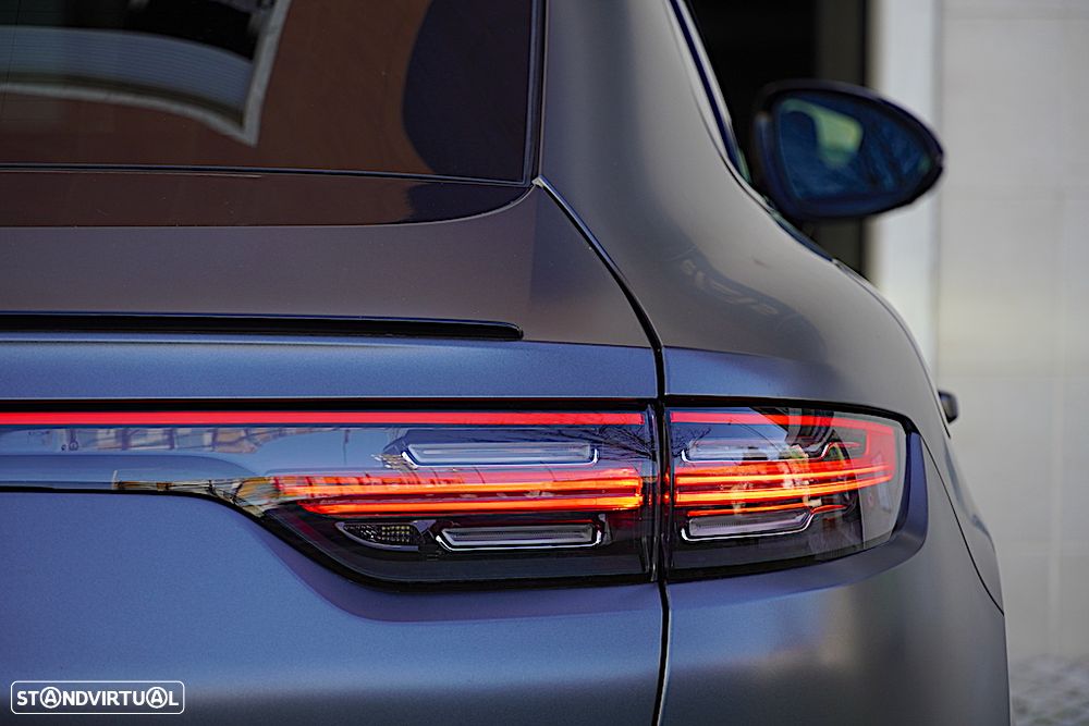 Porsche Cayenne Coupé E-Hybrid - 15