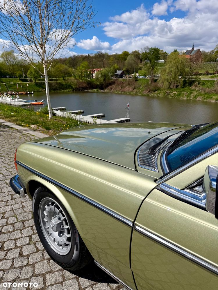 Mercedes-Benz W123 - 26