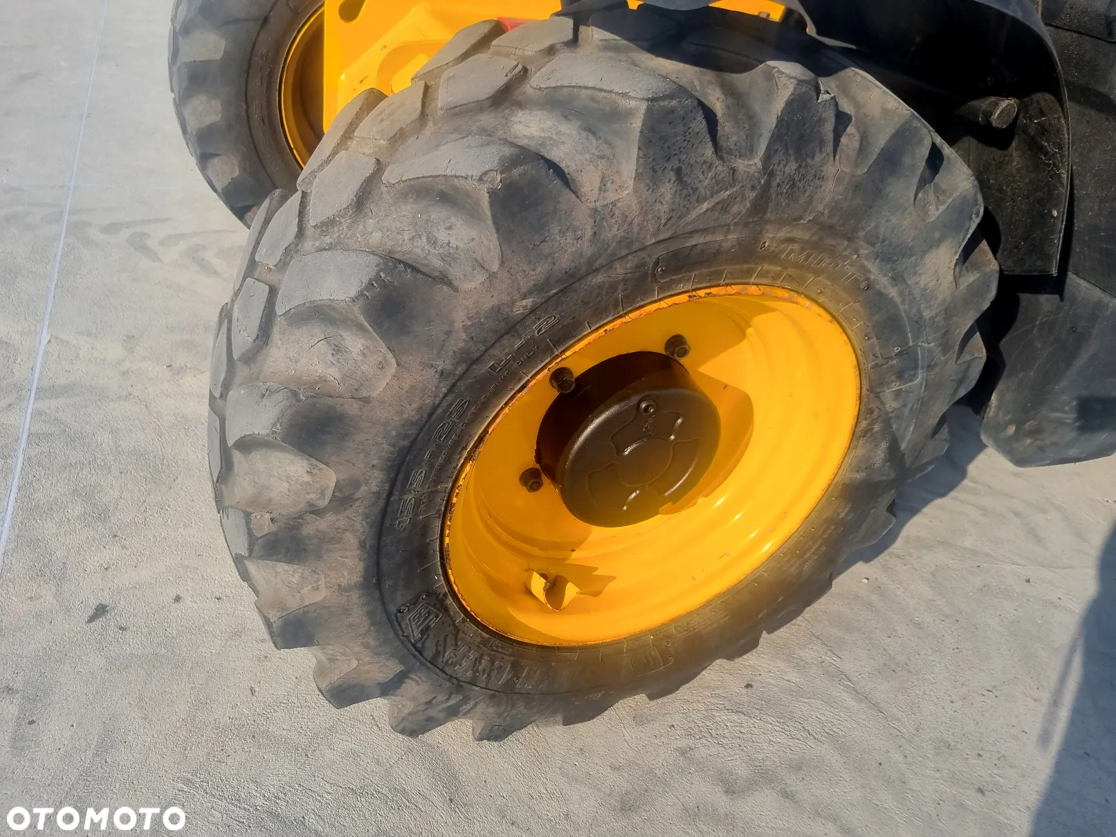 JCB JCB 531-70, JAK MANITOU 732 - BC28 - 13