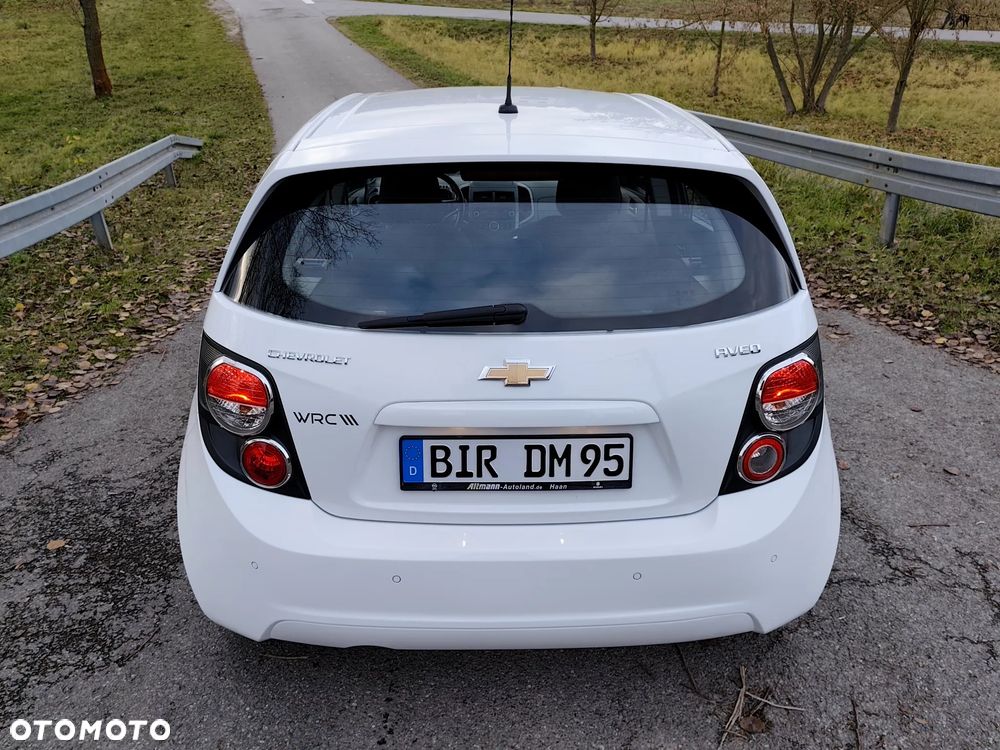 Chevrolet Aveo 1.6 LTZ S/S - 27