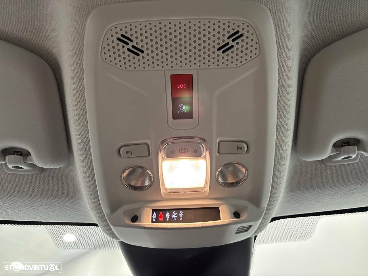 Citroën e-C4 50 kWh Shine - 25