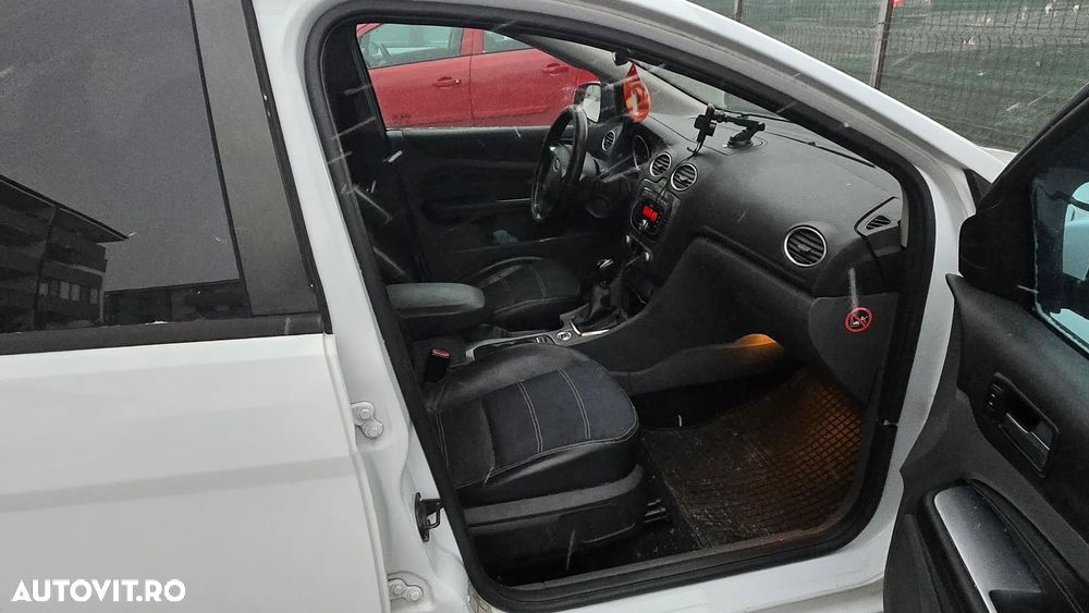 Ford Focus - 4
