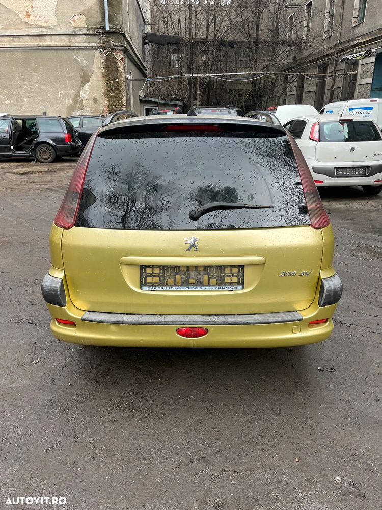 Dezmembrez Peugeot 206 SW break galben auriu 1,4 HDI 2005 - 5