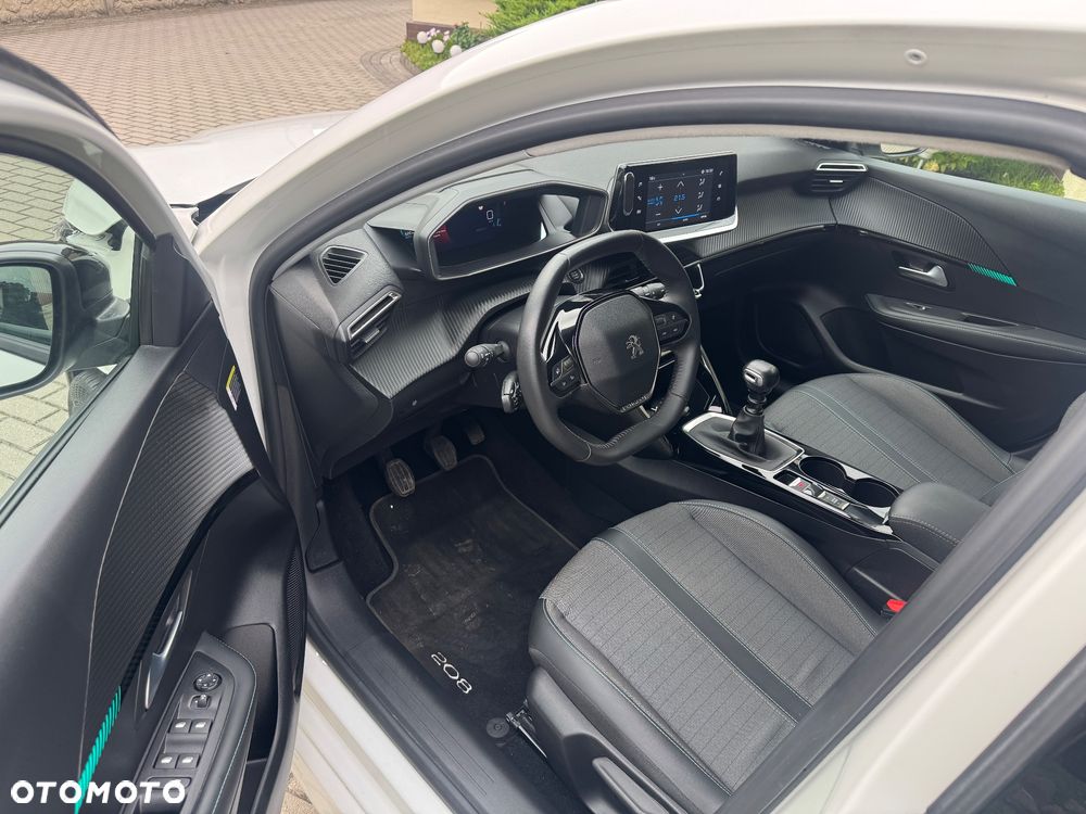 Peugeot 208 PureTech 100 Allure Pack - 11