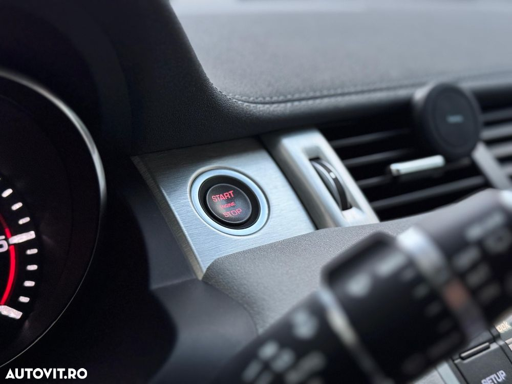 Land Rover Range Rover Evoque - 38