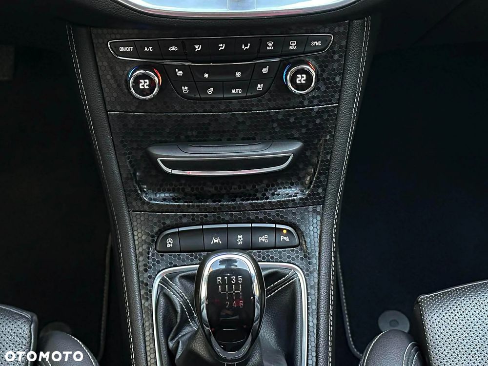 Opel Astra 1.6 CDTI Elite S&S - 30