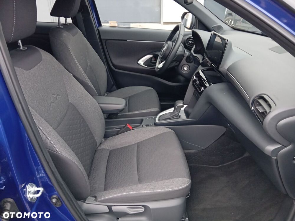 Toyota Yaris Cross - 11