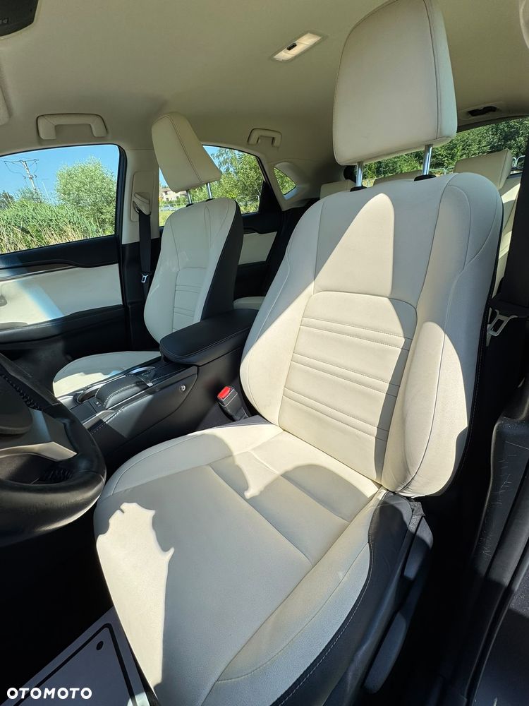 Lexus NX 300h Prestige AWD - 15