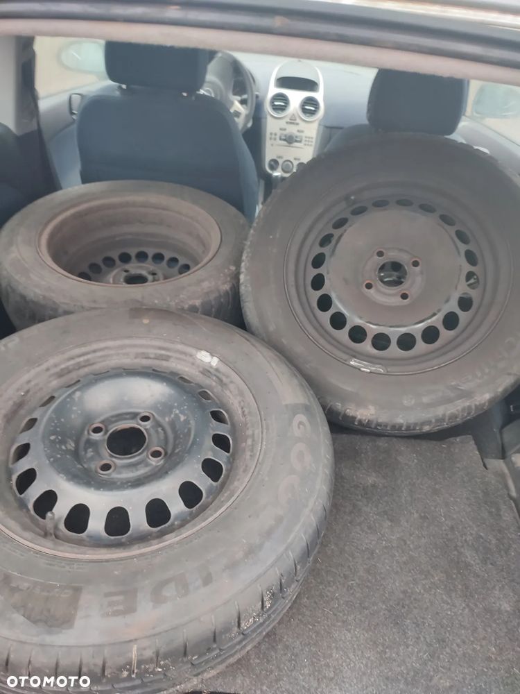 Opel Corsa 1.2 16V - 11