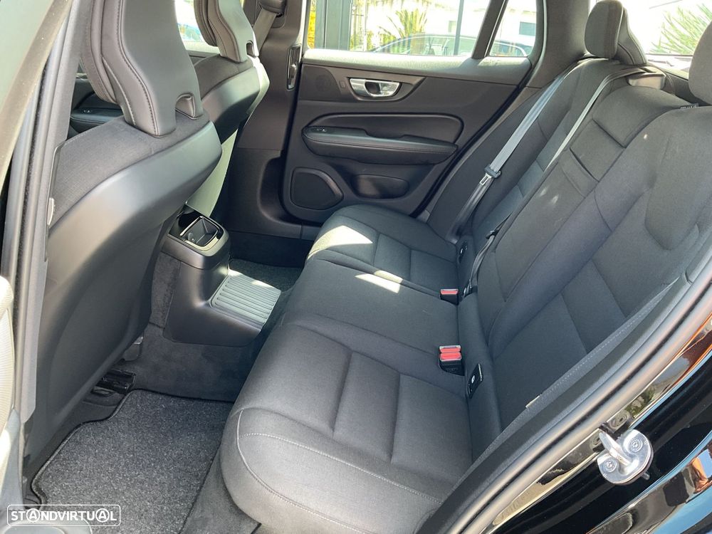 Volvo V60 2.0 T6 AWD TE Inscription Expression - 36