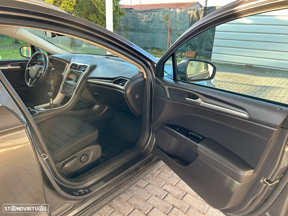 Ford Mondeo SW 1.5 TDCi Business Plus ECOnetic - 17