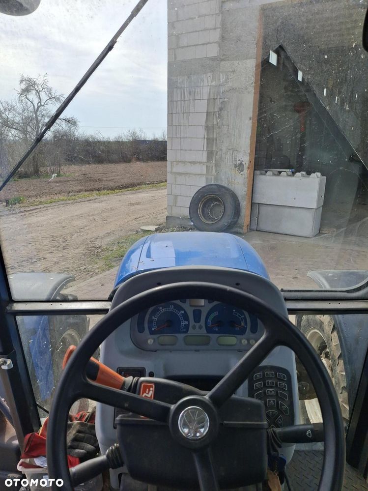 New Holland T5040 - 8