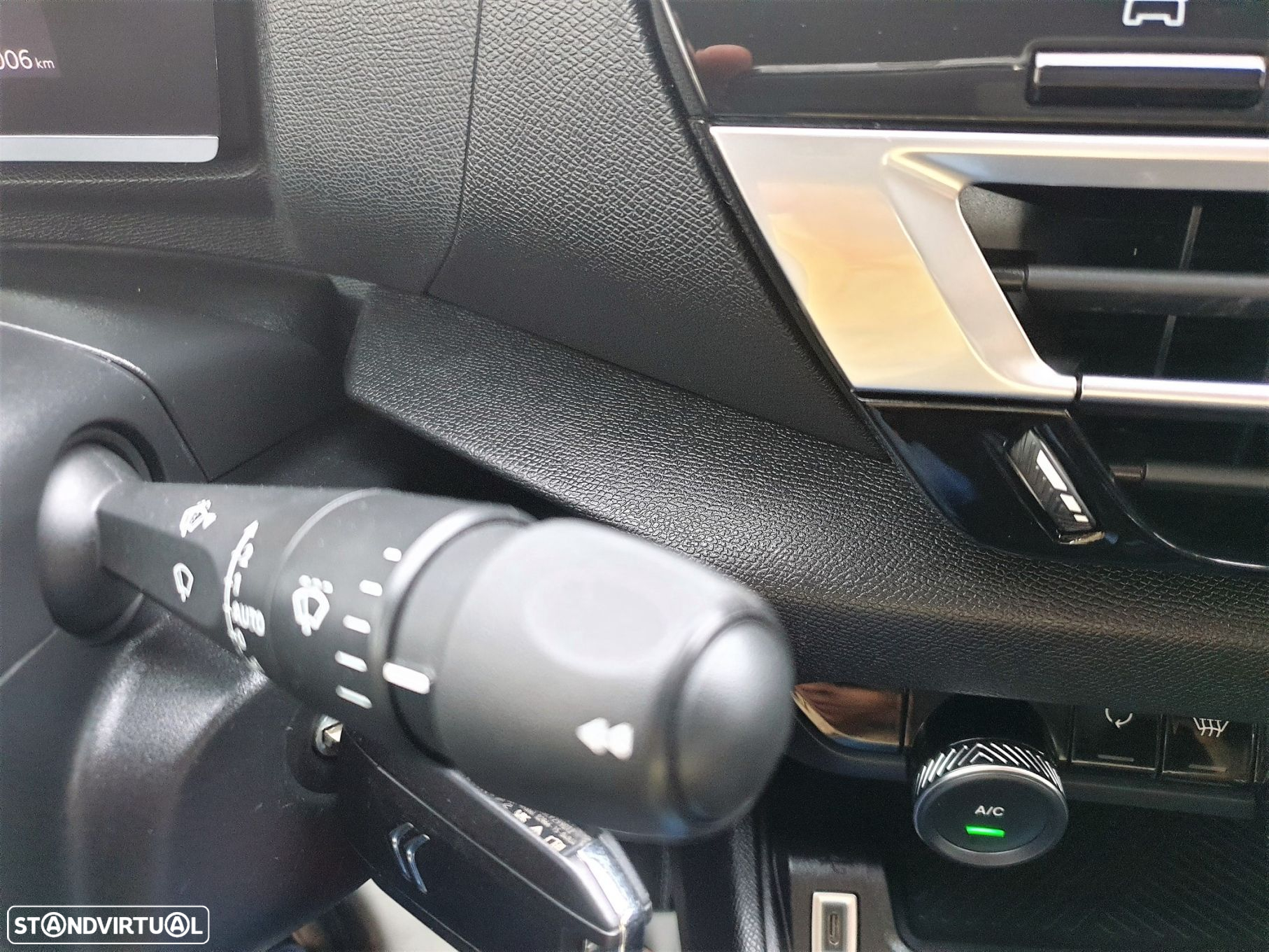 Citroën C4 BlueHDi 110 Stop&Start FEEL PACK - 31