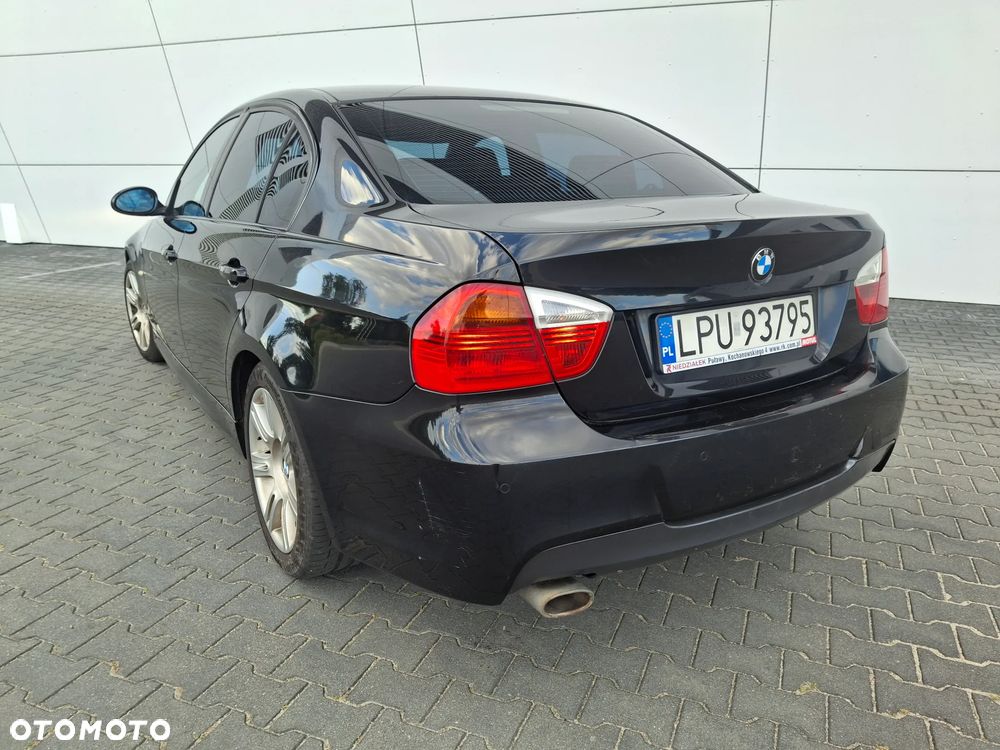 BMW Seria 3 318d DPF Edition Sport - 32