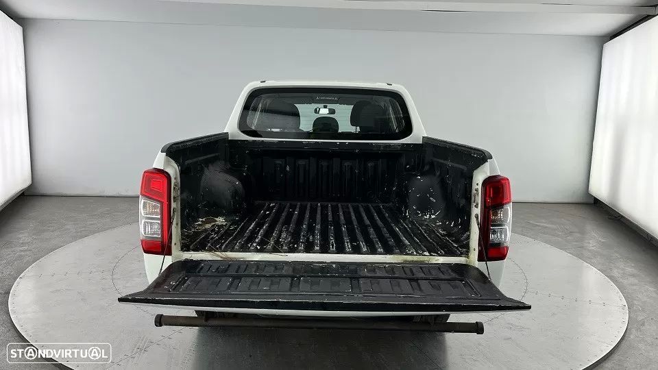 Mitsubishi L200 2.3 DI-D Strakar Space Cab Intense 4WD - 21