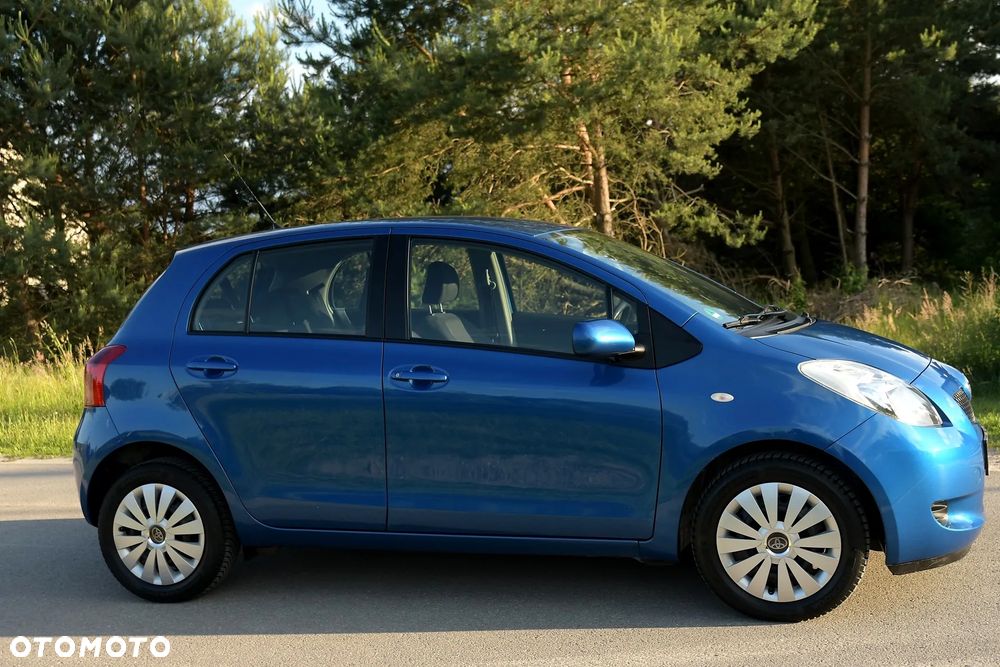 Toyota Yaris 1.0 VVT-i - 11